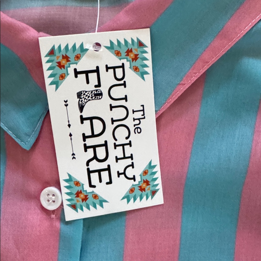 😊Striped Button-Up Shirt in Pink and Turquoise - Picture 3 of 8